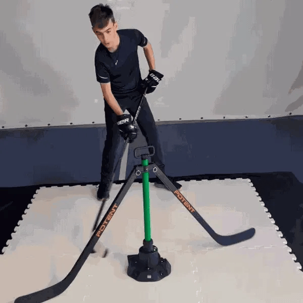 Spin Defender smart rotation hockey trainer in action for stickhandling practice